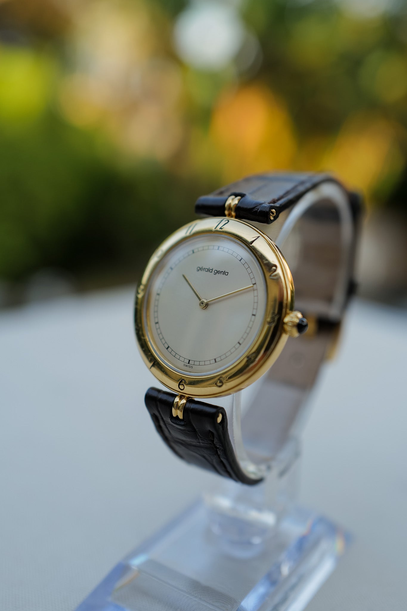 Gérald Genta 18K Yellow Gold Oval Watch