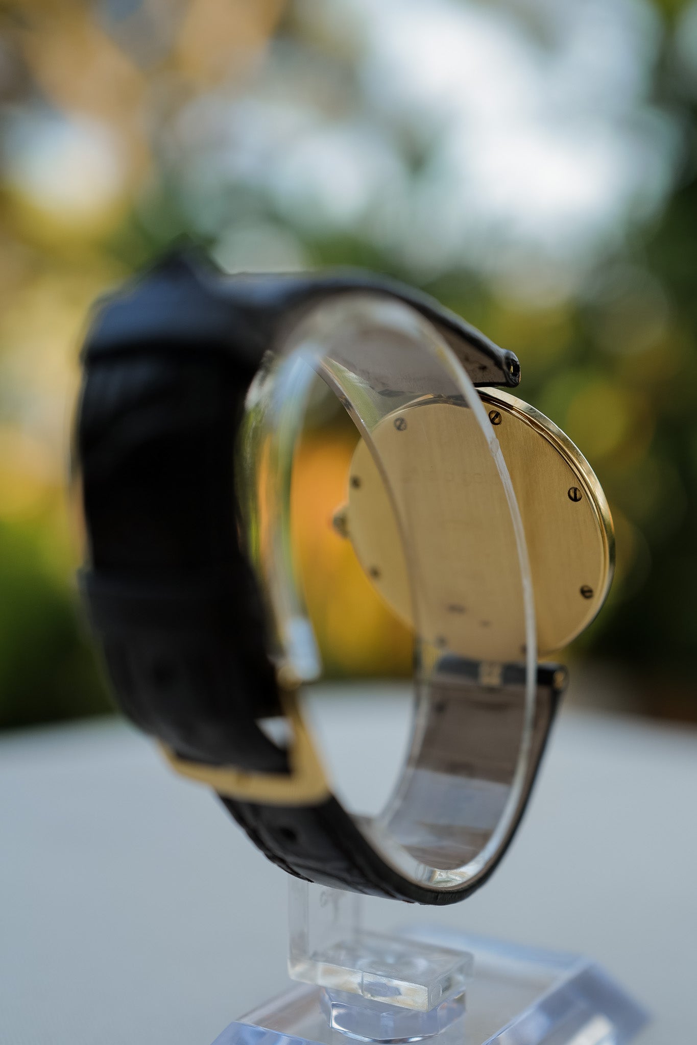 Gérald Genta 18K Yellow Gold Oval Watch