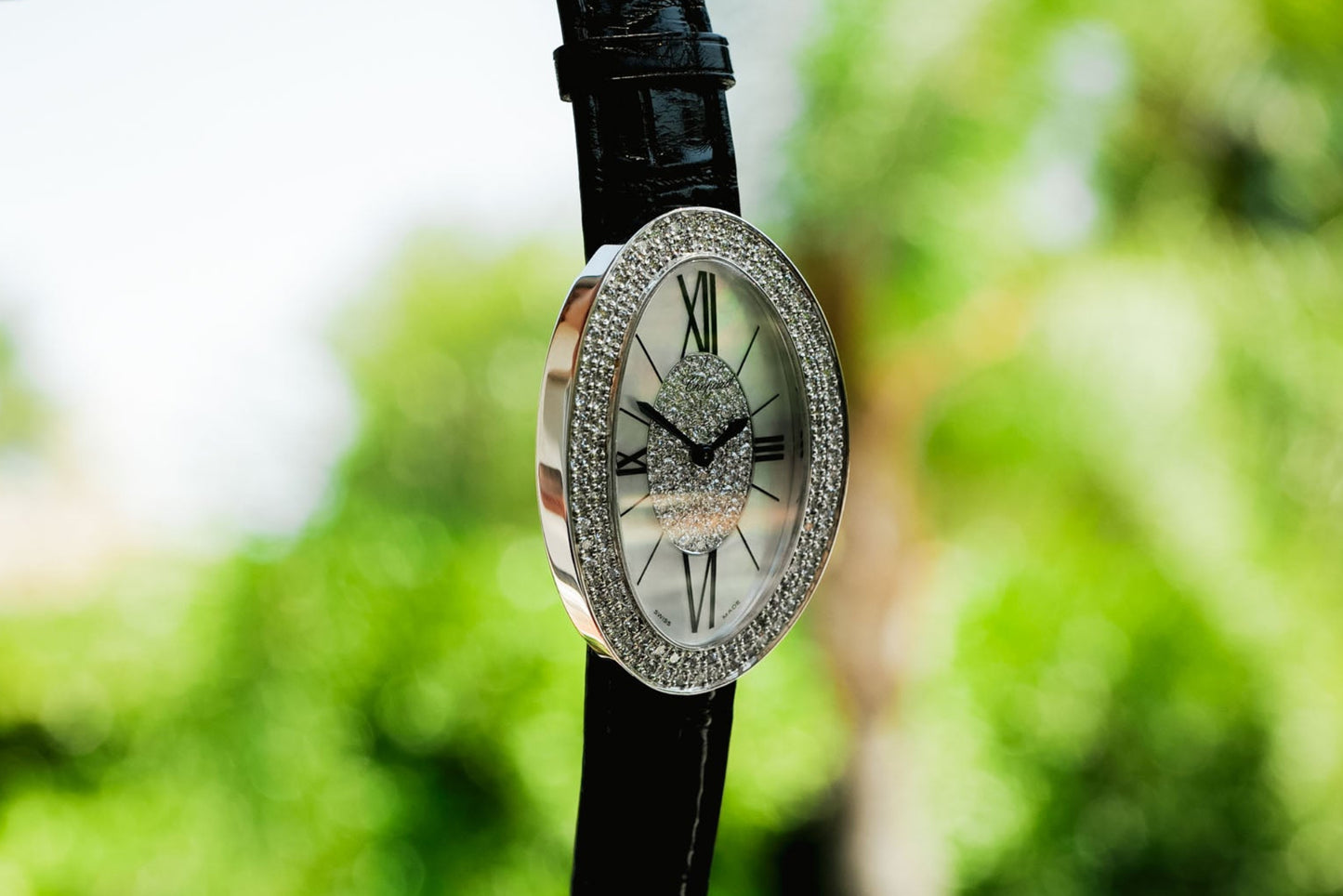 Chopard 18K White Gold Diamond-Set Oval Watch
