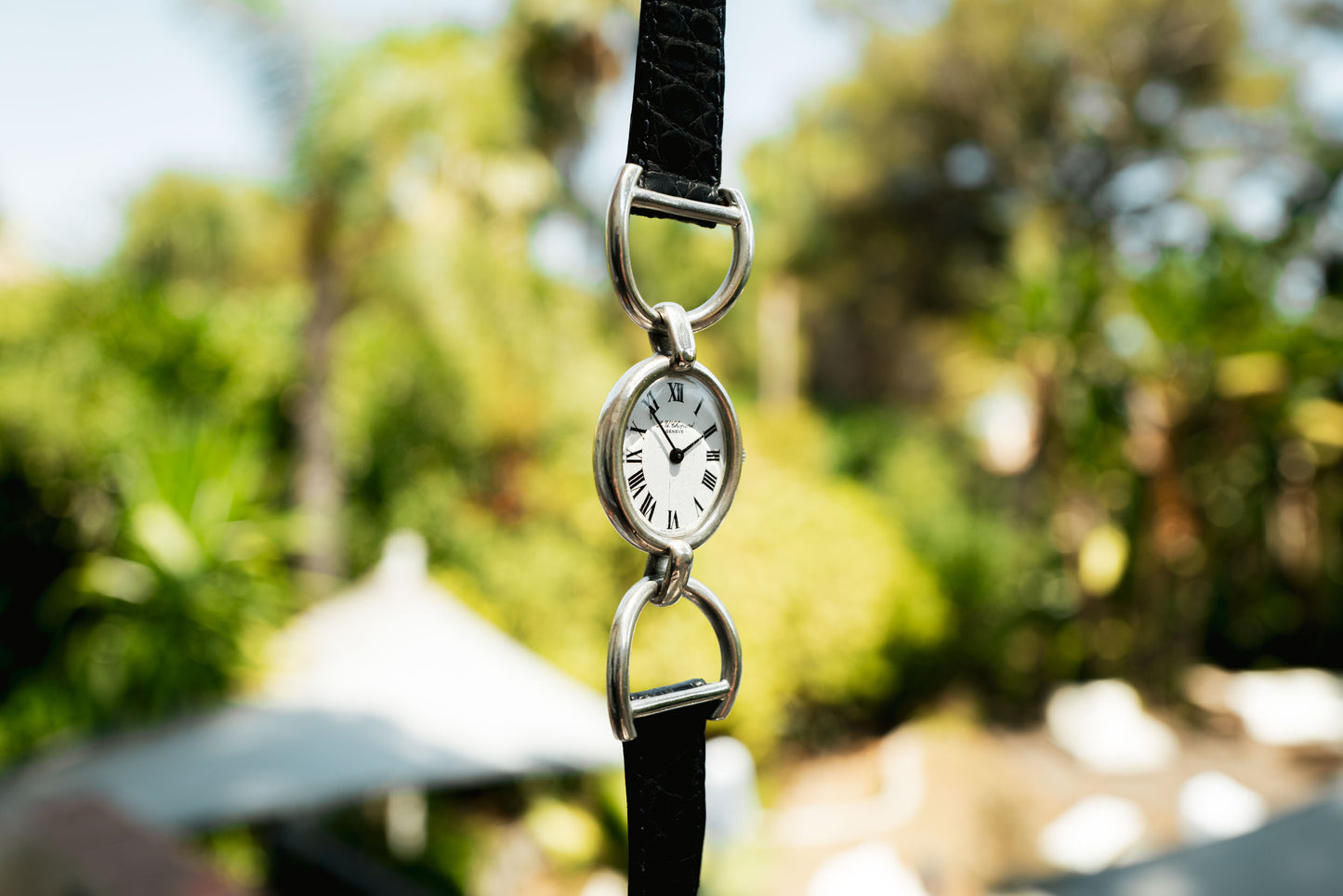 Chopard Genève Oval Stirrup Watch