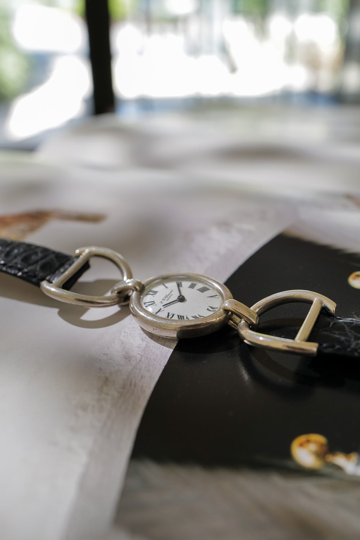 Chopard Genève Oval Stirrup Watch