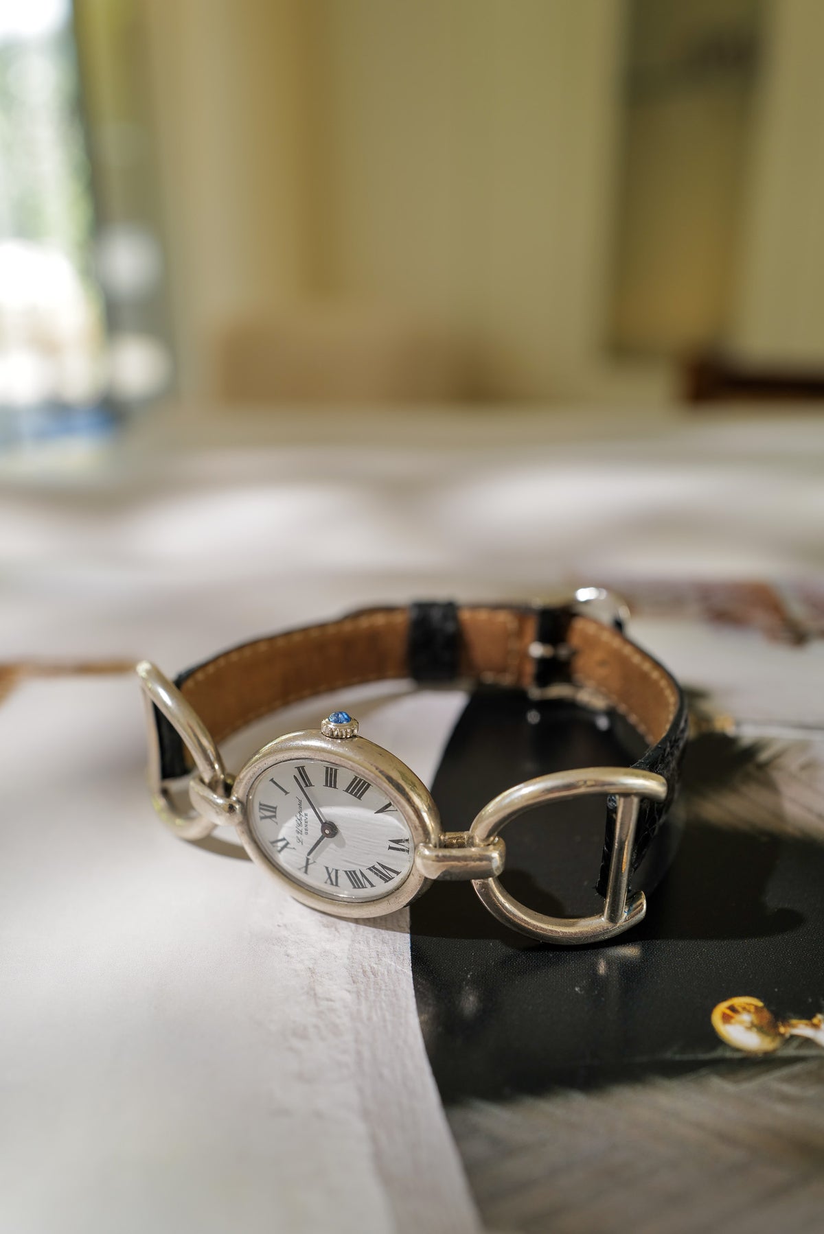 Chopard Genève Oval Stirrup Watch